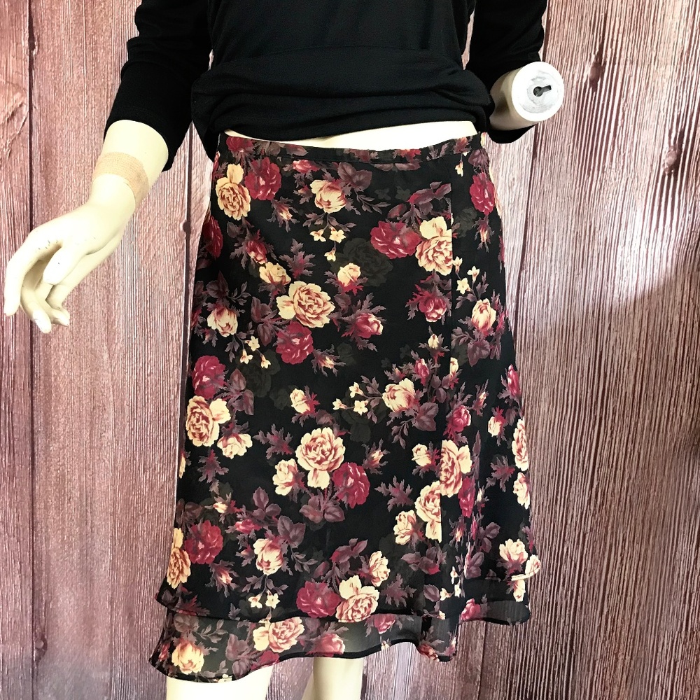 Express Floral Skirt Layered Medium - Picture 2 of 6